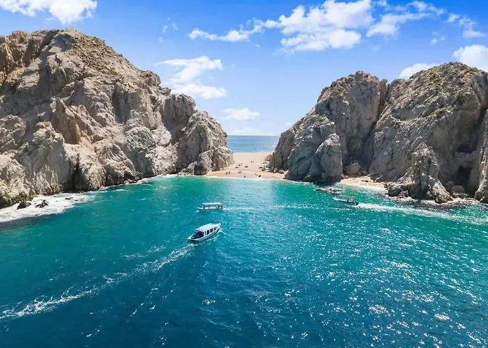 2br Downtown Cabo Walk To & Dining Apartment *